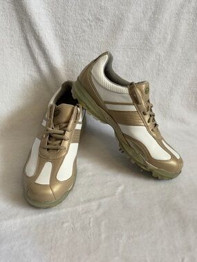 Ladies GEOX Beige and White Lace Up Golf Shoes Sneakers Size 7